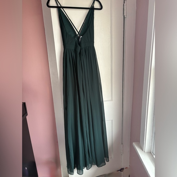 Lulus Forest Green Chiffon Maxi Dress Pleated V Neck Strappy Back NWT Size M - Picture 7 of 8